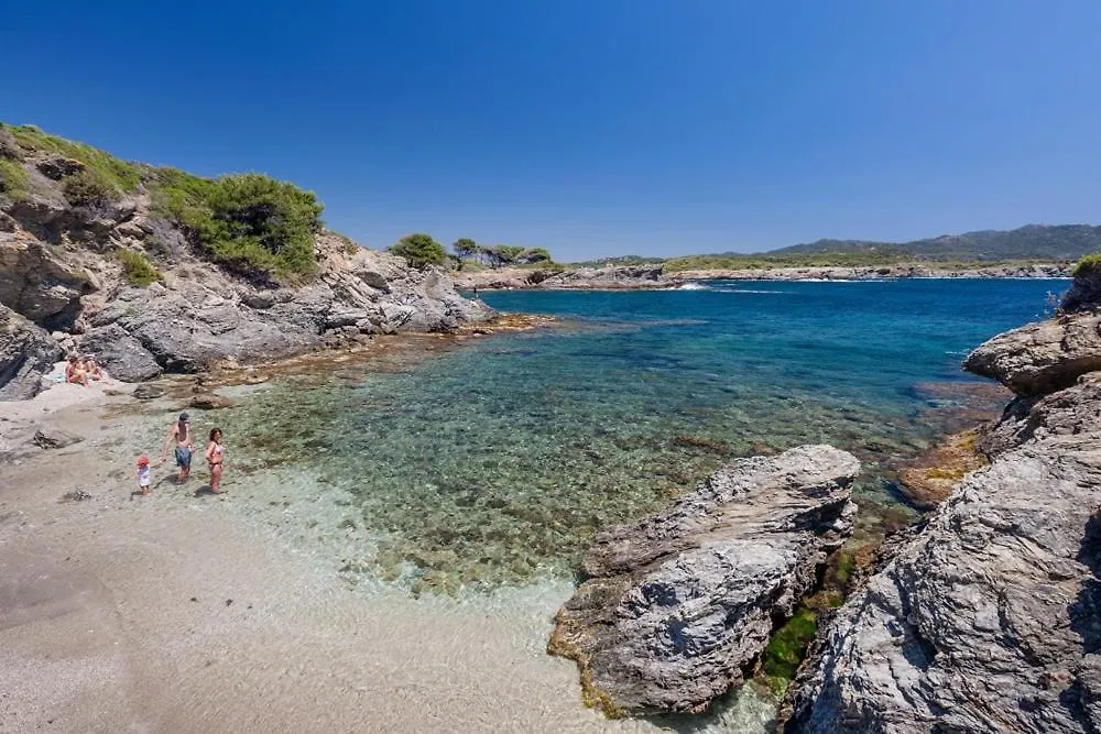 Apartment Vue Mer 3 Mn A Pied De La Plage Lumineux Et Moderne Bandol France