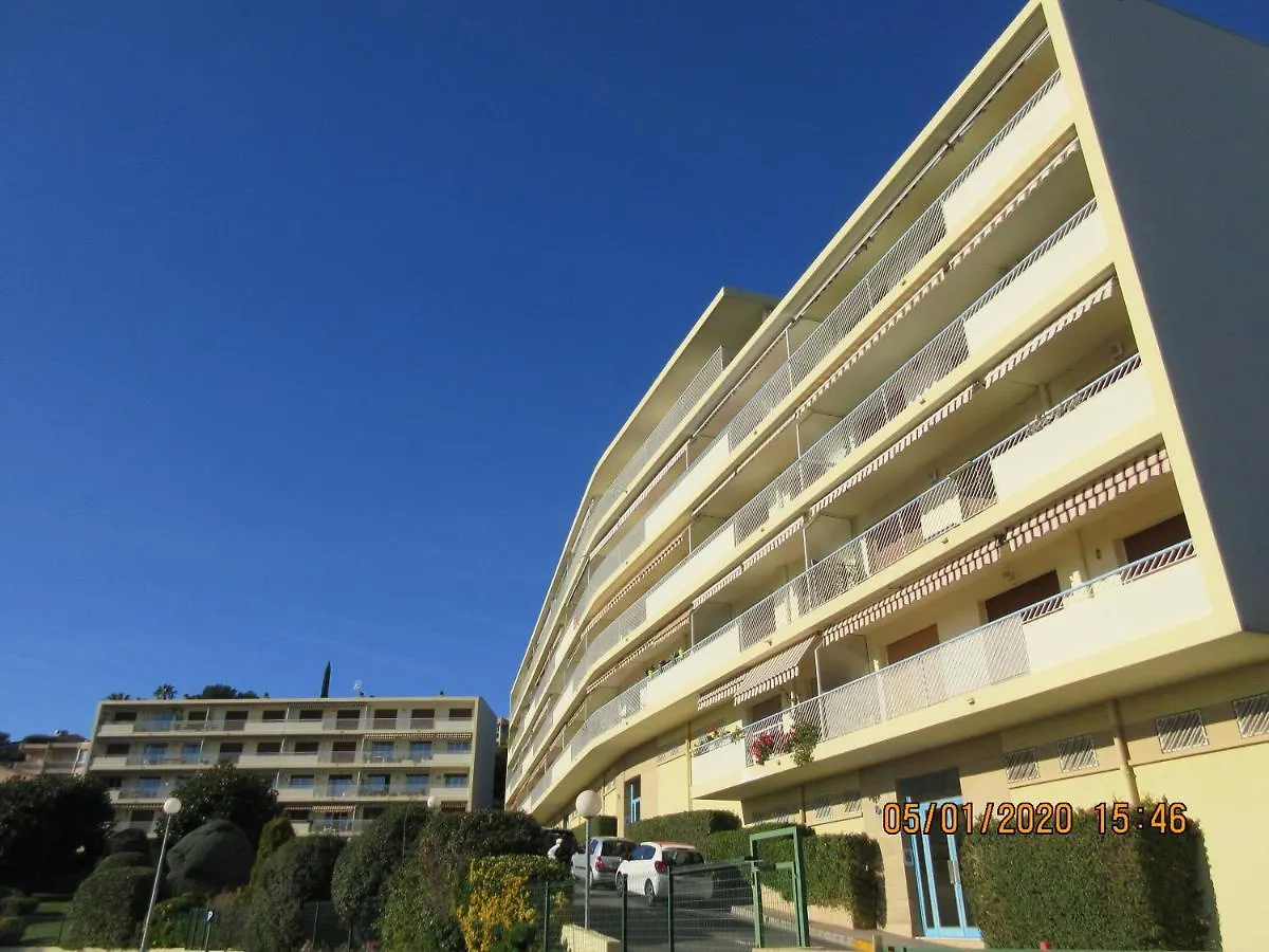 Apartment Vue Mer 3 Mn A Pied De La Plage Lumineux Et Moderne Bandol